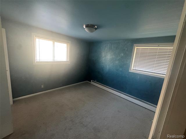 Builiding view thirty four for 1460 W Silverbell, Lake Orion, MI. 48359