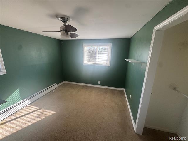 Builiding view twenty three for 1460 W Silverbell, Lake Orion, MI. 48359