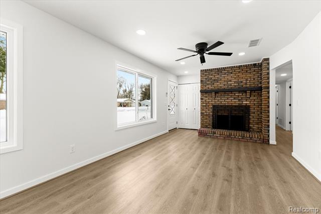 Builiding view eight for 5348 Burgundy, Clarkston, MI. 48346