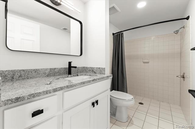 Builiding view twenty four for 5348 Burgundy, Clarkston, MI. 48346