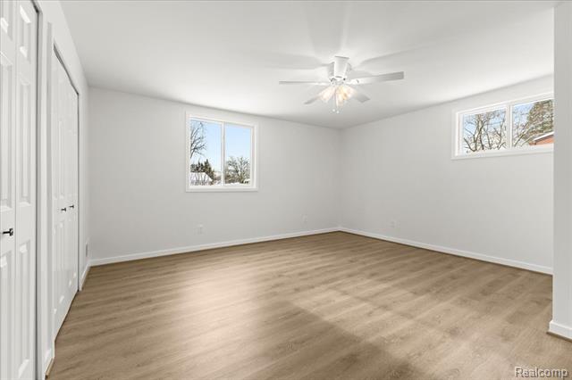 Builiding view twenty one for 5348 Burgundy, Clarkston, MI. 48346