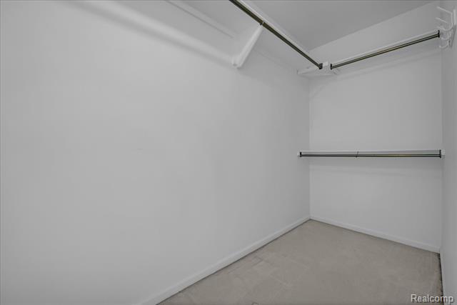 Builiding view eighteen for 3132 Bridlewood, Rochester, MI. 48306