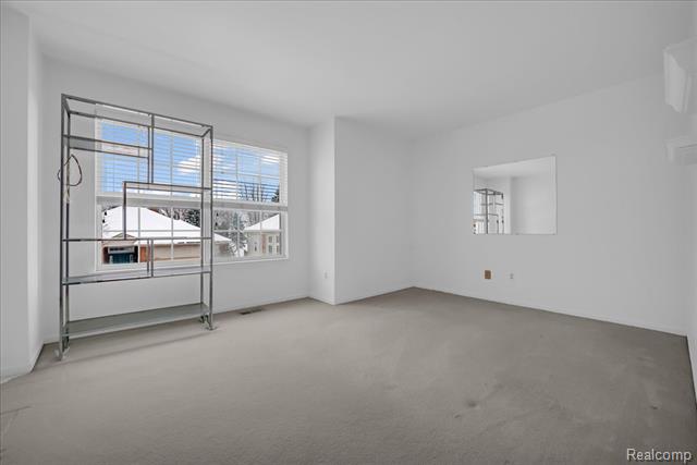 Builiding view seventeen for 3132 Bridlewood, Rochester, MI. 48306