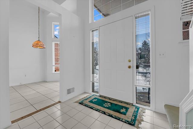 Builiding view two for 3132 Bridlewood, Rochester, MI. 48306