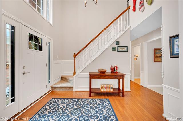 Builiding view four for 3812 Long Meadow, Lake Orion, MI. 48359