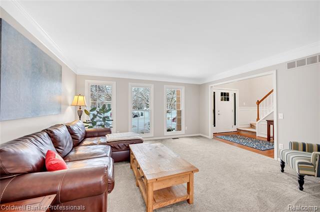 Builiding view six for 3812 Long Meadow, Lake Orion, MI. 48359