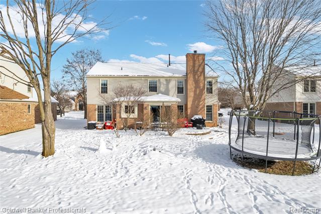 Builiding view thirty two for 3812 Long Meadow, Lake Orion, MI. 48359