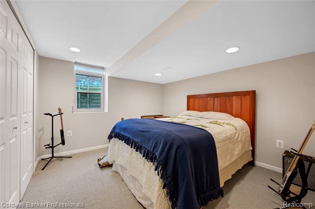 Builiding view thirty for 3812 Long Meadow, Lake Orion, MI. 48359