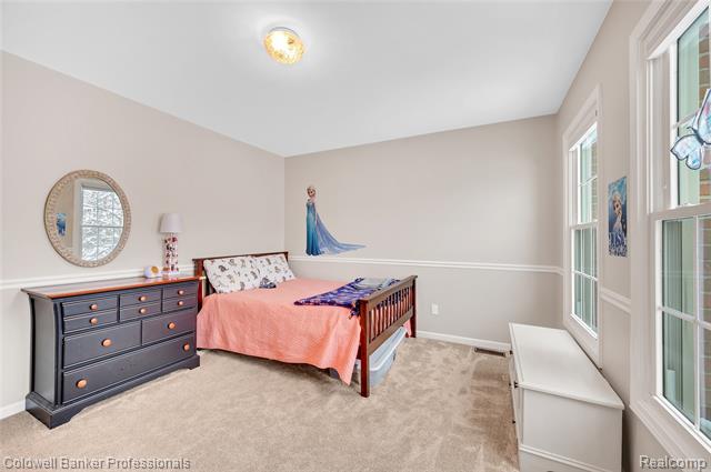 Builiding view twenty two for 3812 Long Meadow, Lake Orion, MI. 48359