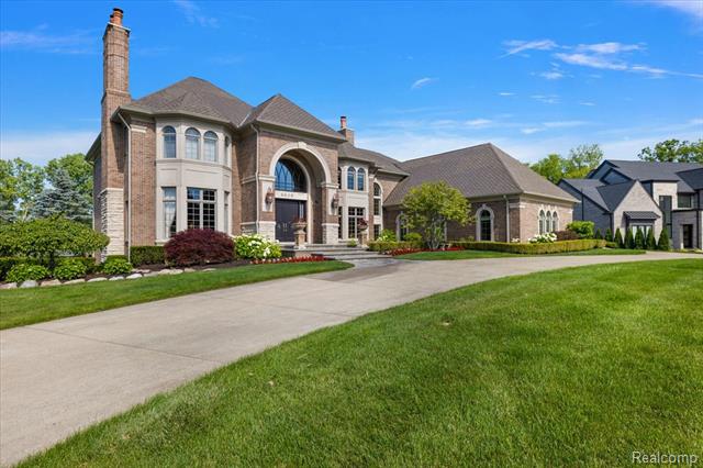 Builiding view seventy seven for 4650 Gatehouse, Rochester, MI. 48306