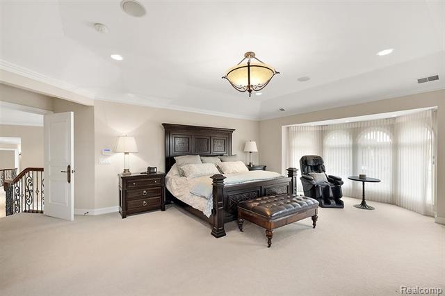 Builiding view thirty two for 4650 Gatehouse, Rochester, MI. 48306