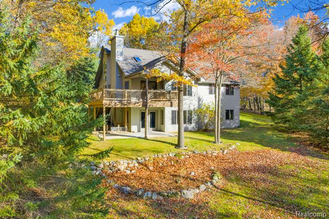 front view for 425 Rosell Rd, Holly, Mi. 48442