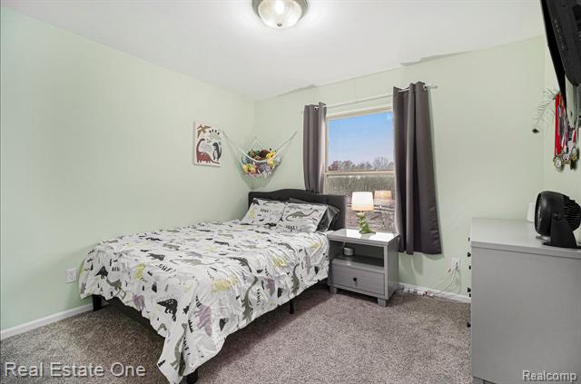 Builiding view nineteen for 3180 Waldon Ridge, Lake Orion, MI. 48359