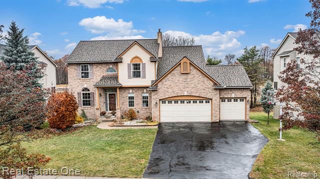 Builiding view thirty two for 3180 Waldon Ridge, Lake Orion, MI. 48359