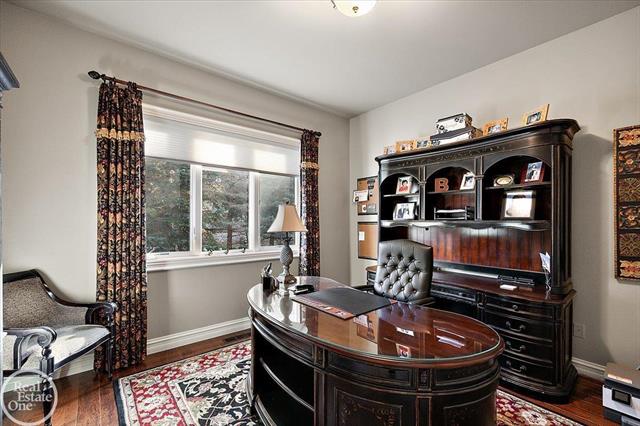 Builiding view forty six for 4575 Hidden Glen, Rochester, MI. 48306