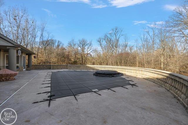 Builiding view thirteen for 4575 Hidden Glen, Rochester, MI. 48306