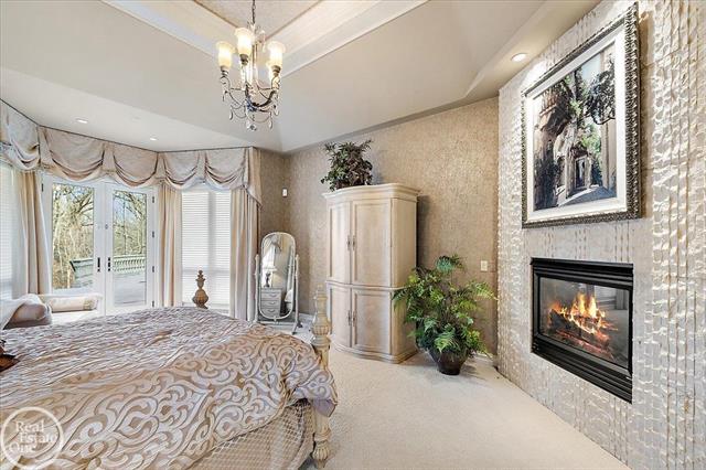 Builiding view thirty three for 4575 Hidden Glen, Rochester, MI. 48306