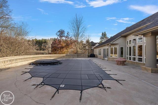 Builiding view twelve for 4575 Hidden Glen, Rochester, MI. 48306