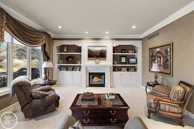 Builiding view twenty four for 4575 Hidden Glen, Rochester, MI. 48306