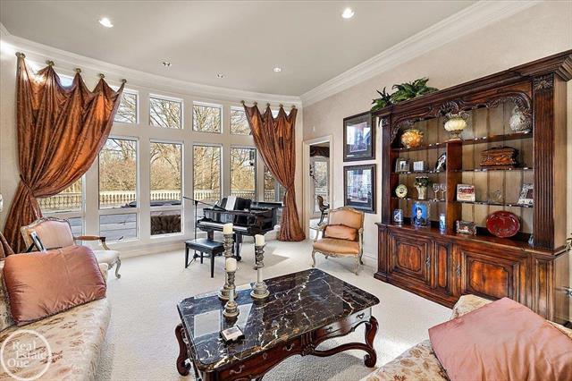 Builiding view twenty seven for 4575 Hidden Glen, Rochester, MI. 48306