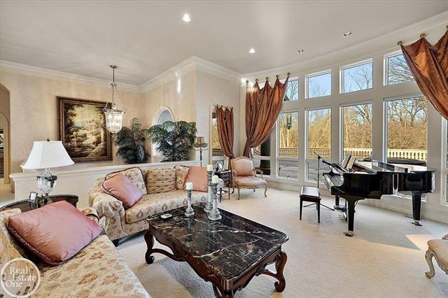 Builiding view twenty six for 4575 Hidden Glen, Rochester, MI. 48306