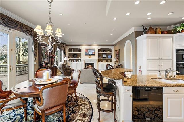 Builiding view twenty two for 4575 Hidden Glen, Rochester, MI. 48306