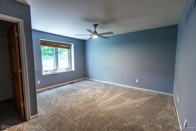 Builiding view twenty one for 2855 Cranbrook Ridge, Rochester, MI. 48306