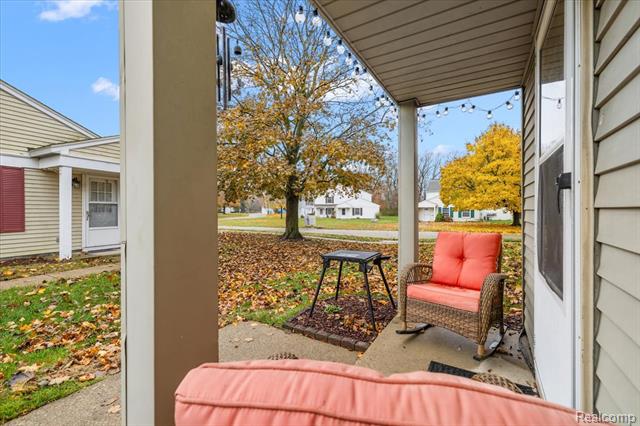 Builiding view eight for 3222 Birchcreek, Lake Orion, MI. 48360