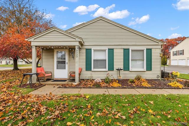 Builiding view one for 3222 Birchcreek, Lake Orion, MI. 48360