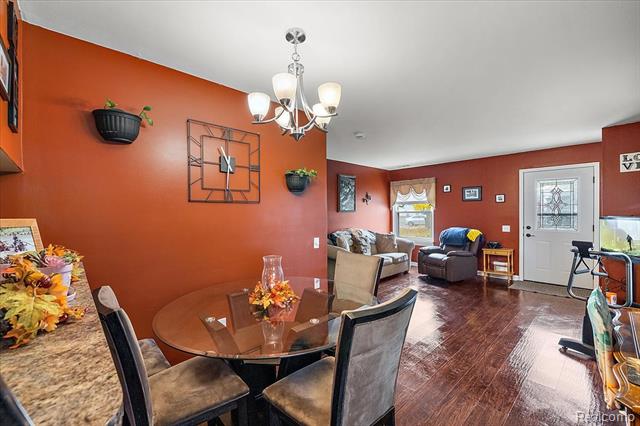 Builiding view thirty for 3222 Birchcreek, Lake Orion, MI. 48360