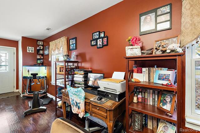 Builiding view twenty six for 3222 Birchcreek, Lake Orion, MI. 48360