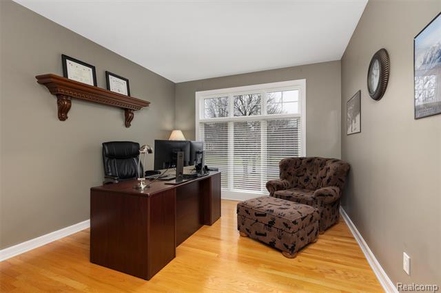 Builiding view eight for 4618 Waterbury, Clarkston, MI. 48348