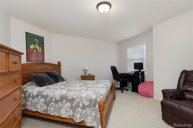 Builiding view twenty seven for 4618 Waterbury, Clarkston, MI. 48348