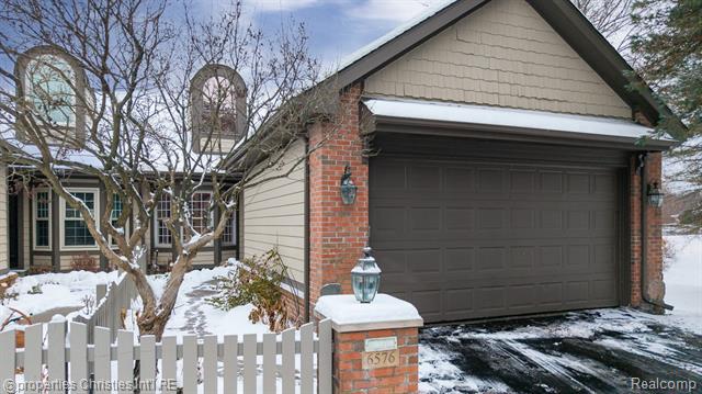 Builiding view four for 6576 Steeple Rdg, Clarkston, MI. 48346