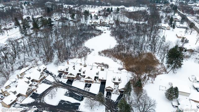 Builiding view seven for 6576 Steeple Rdg, Clarkston, MI. 48346