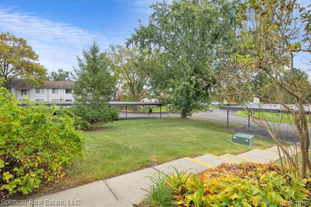 Builiding view five for 7210 Blue Water, Clarkston, MI. 48348