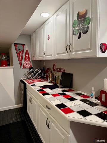 Builiding view fifty three for 2673 Brentwood, Lake Orion, MI. 48360