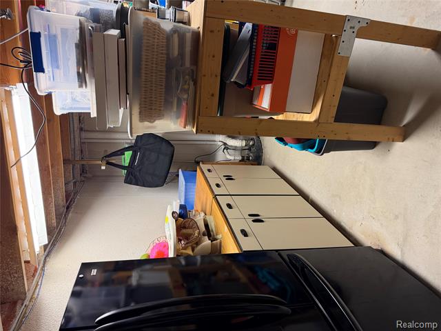 Builiding view forty six for 2673 Brentwood, Lake Orion, MI. 48360