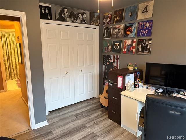 Builiding view thirty five for 2673 Brentwood, Lake Orion, MI. 48360