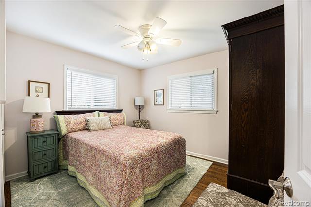 Builiding view twelve for 2705 Semloh, Lake Orion, MI. 48360