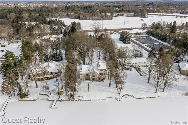 Builiding view forty one for 9007 Stonehause, Clarkston, MI. 48348