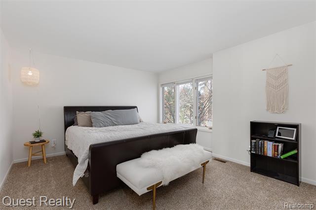 Builiding view twenty eight for 9007 Stonehause, Clarkston, MI. 48348