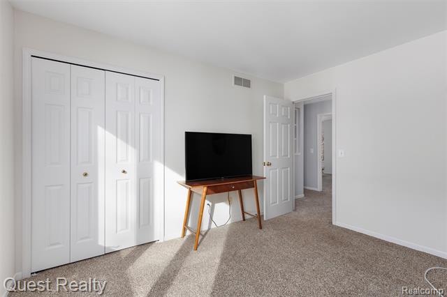 Builiding view twenty four for 9007 Stonehause, Clarkston, MI. 48348