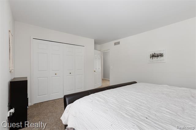 Builiding view twenty nine for 9007 Stonehause, Clarkston, MI. 48348