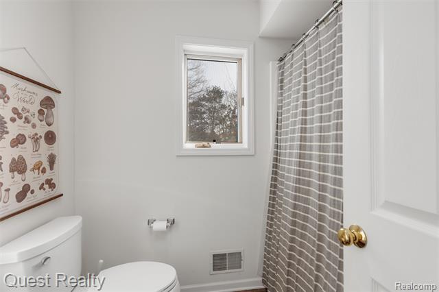 Builiding view twenty seven for 9007 Stonehause, Clarkston, MI. 48348