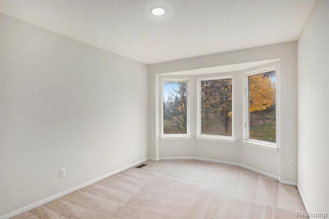 Builiding view nineteen for 9610 Forest Ridge, Clarkston, MI. 48348