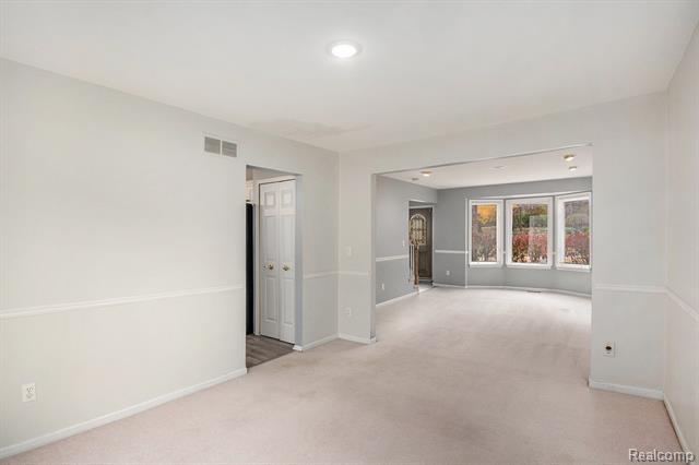 Builiding view six for 9610 Forest Ridge, Clarkston, MI. 48348