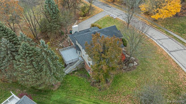 Builiding view twenty nine for 9610 Forest Ridge, Clarkston, MI. 48348