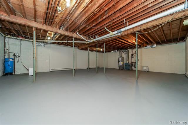 Builiding view fifty five for 6578 Greene Haven, Clarkston, MI. 48348