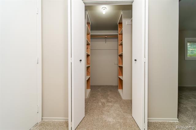 Builiding view forty seven for 6578 Greene Haven, Clarkston, MI. 48348